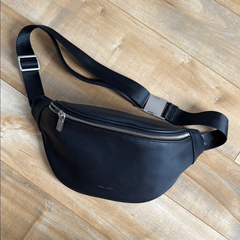 Pixie Mood Black Belt Bag